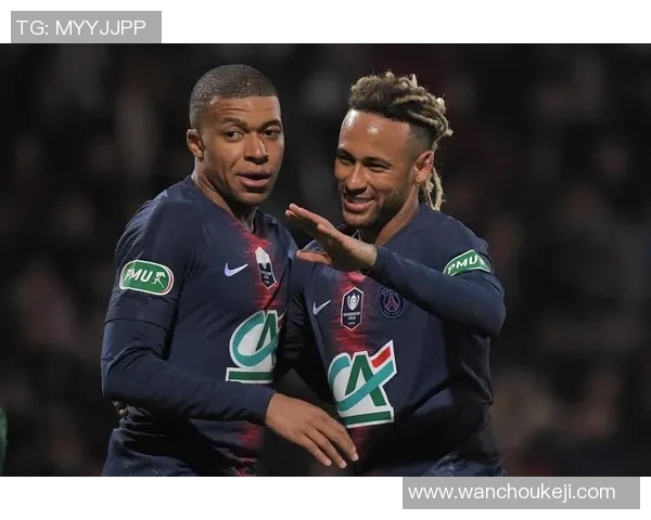 德国传奇足球巨星回顾与影响力分析 传奇岁月与足坛辉煌共奏